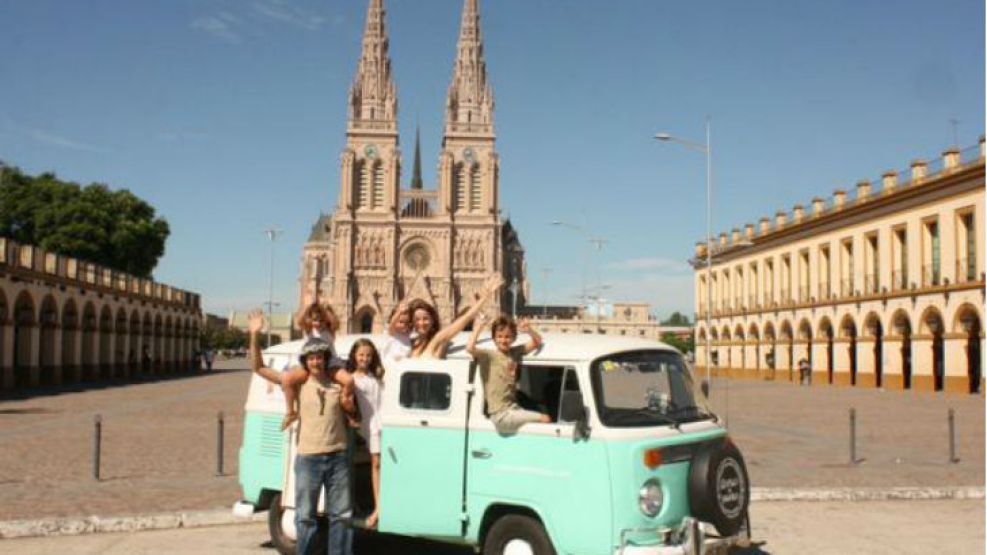 La familia argentina recorrió 20 mil kilómetros para encontrarse con Francisco.