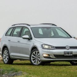 vw-golf-variant-un-familiar-unico 