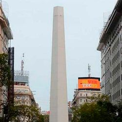 aparecio-la-punta-del-obelisco 