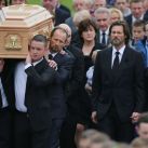 Jim-Carrey-Catriona-White-funeral-2