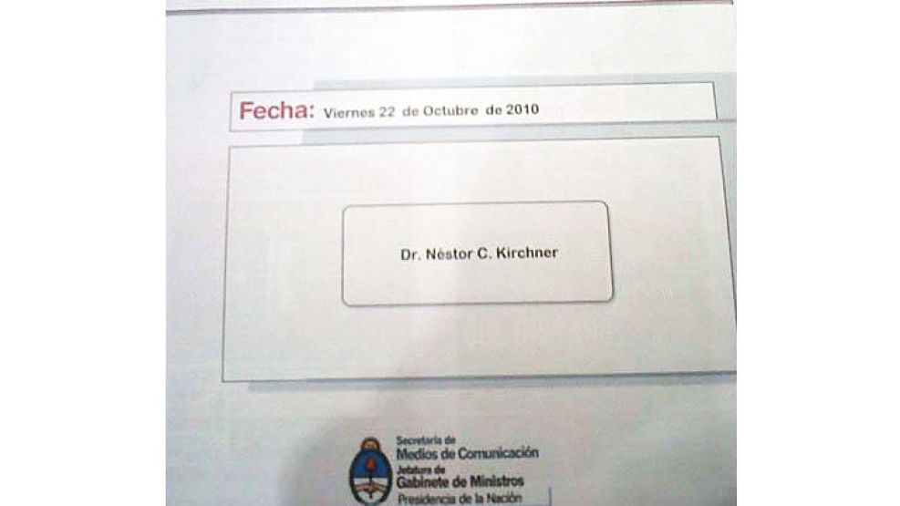 Adelanto. La portada del parte que recibía Néstor Kirchner había sido exhibida por Perfil.com.