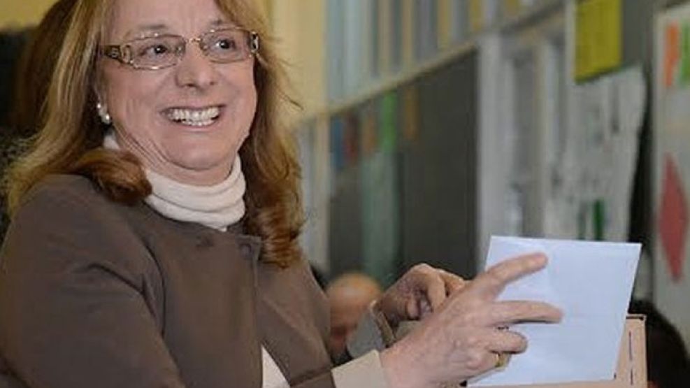 La candidata a gobernadora por Santa Cruz, Alicia Kirchner.