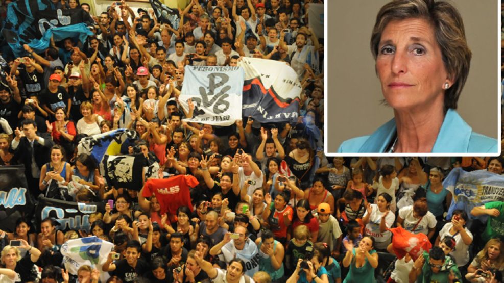 Liliana Franco, insultada por los militantes en pleno discurso de CFK