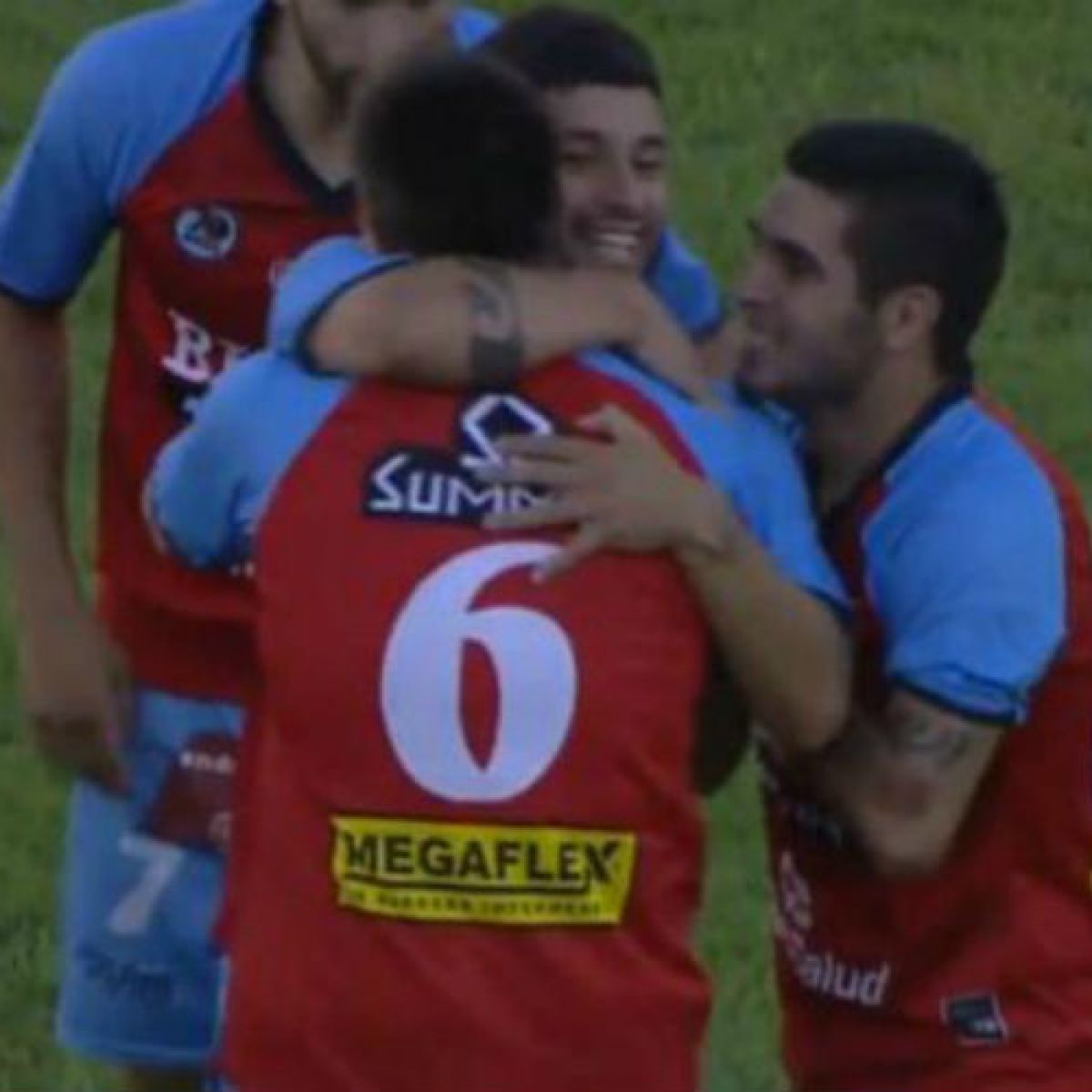 442 Brown De Adrogue Ascendio A La B Nacional