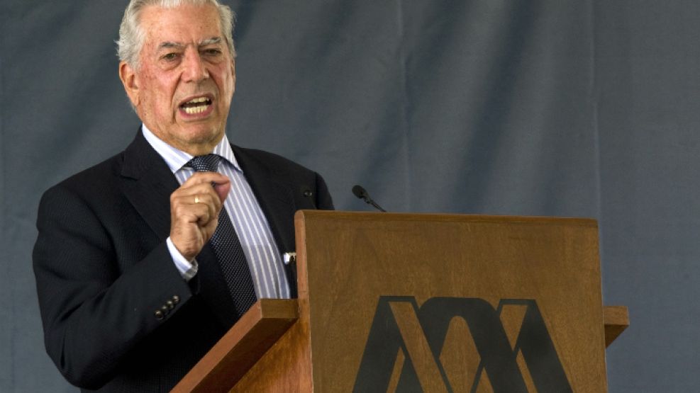 Vargas Llosa comparó al peronismo con el nazismo. 