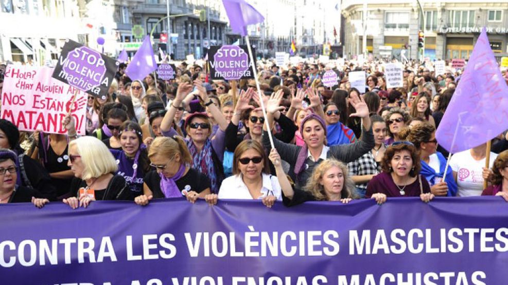 Se trata de la primera vez en España que el movimiento feminista dejó a un lado los debates internos para acordar una convocatoria masiva y callejera.