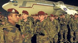En alerta. Militares reforzaron el operativo de seguridad en el aeropuerto Charles De Gaulle.