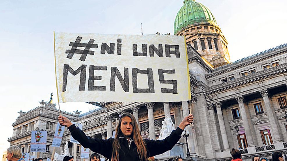 Consigna. El 3 de junio pasado, miles de personas respondieron a la convocatoria en el Congreso.