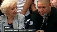 Mario Bravo, el nieto recuperado 119, junto a Estela de Carlotto.