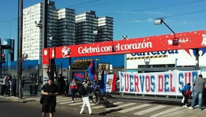 san-lorenzo-protesta-en-carrefour