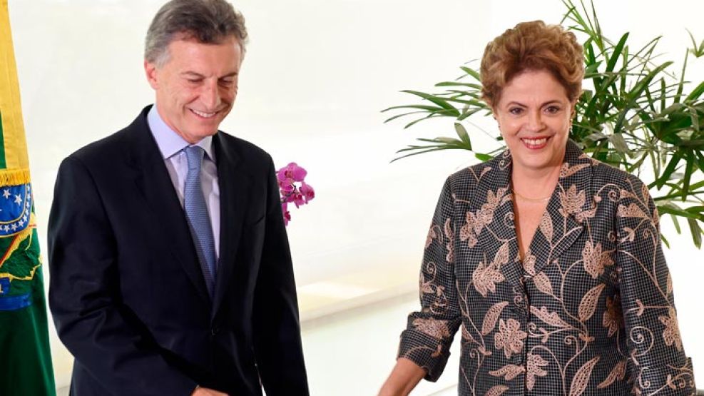 Macri se encuentra reunido con Dilma.