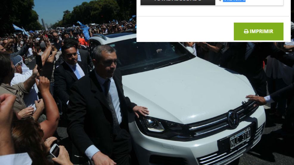 El auto utilizado por Macri tiene una deuda de 41 mil pesos en patentes.