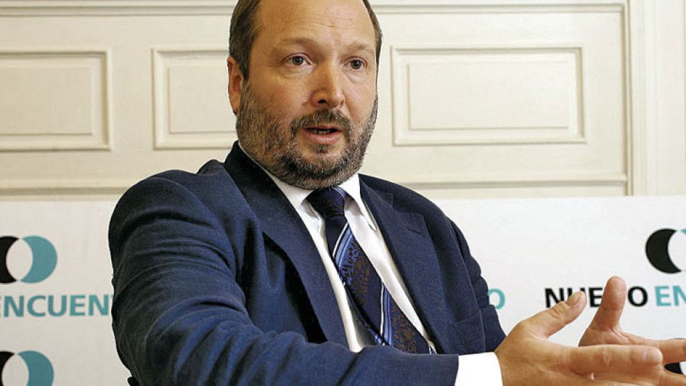 PUGNA. Como ministro de Comunicaciones, el radical Aguad sería el superior jerárquico del director de la Afsca, Sabbatella, que goza de mandato legal hasta 2017.