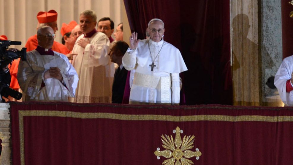 El 13 de marzo de 2013 se convirtió en el sucesor de Benedicto XVI. 