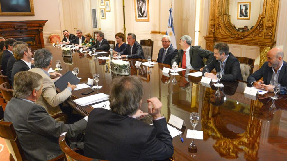 Macri junto a su gabinete.