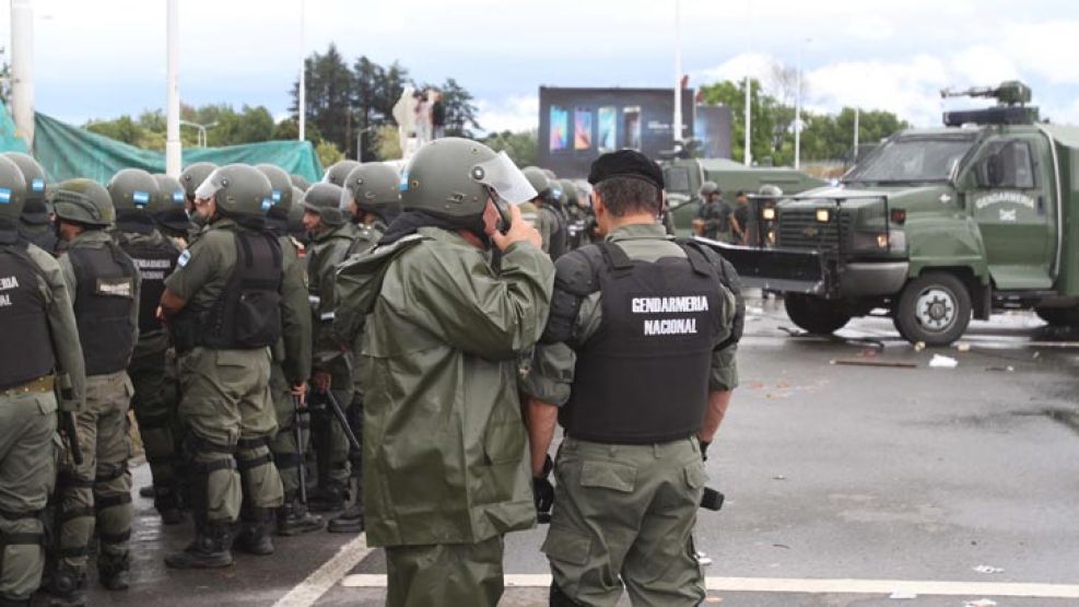 Tensión en la Ricchieri: incidentes entre manifestantes y la Gendamería