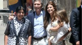 Macri visitó el comedor Los Piletones con su familia.
