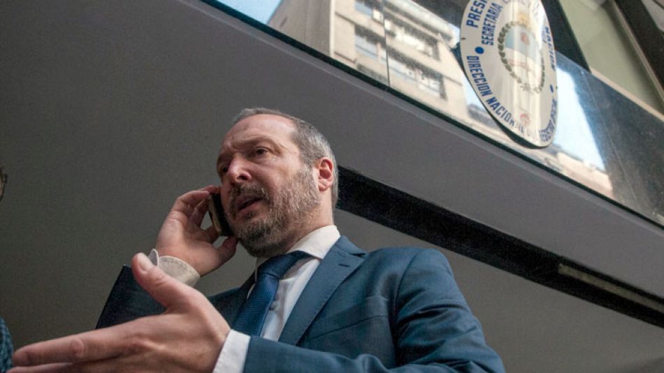 Martín Sabbatella fue denunciado por flamante interventor de la AFSCA, Agustín Garzón.