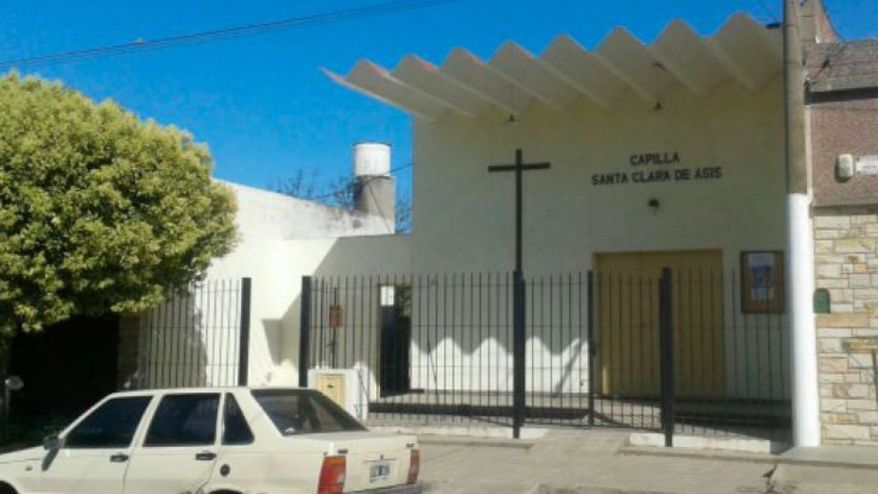 La Capilla Santa Clara de Asís ubicada en Marinos del Fournier al 100.