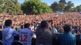 Cientos de militantes fueron a Parque Saavedra para ver a los panelistas de 678.