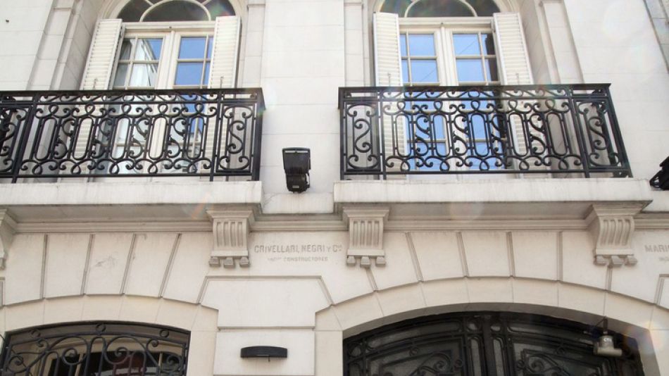 Cierran por decreto el Instituto Dorrego