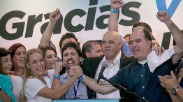 Hasta la victoria, siempre. Los líderes de la oposición, con Lilian Tintori a la cabeza, festejaron el 6 de diciembre el triunfo electoral. Ahora, peligra su mayoría de dos tercios.