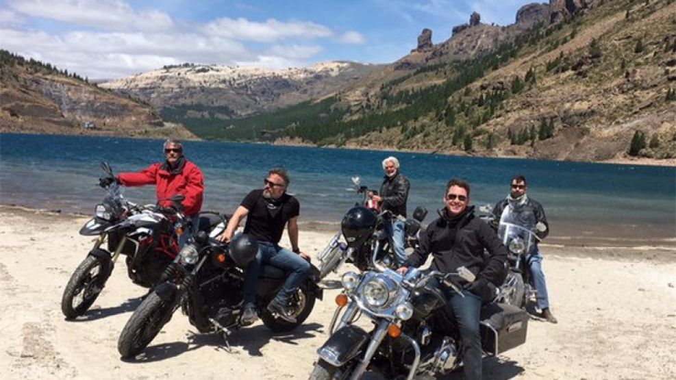 Las vacaciones motoqueras de Noah Mamet en la Patagonia.