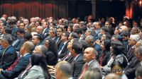 Tension. Los parlamentarios venezolanos en plena sesión: un nuevo choque con el chavismo.