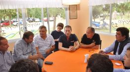 Espinoza encabezó un encuentro con dirigentes del PJ en Santa Teresita.