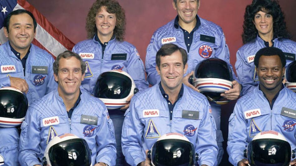Los siete tripulantes fallecidos en el Challenger, horas antes de su trágico despegue.
