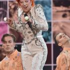 Lady Gaga-Grammy 2016 (8)