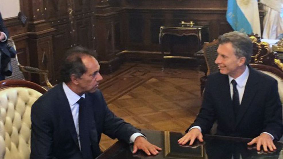 Daniel Scioli pidió "hacer aportes constructivos" para que el gobierno de Mauricio Macri "haga mejor las cosas".