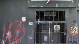 Un grupo de neonazis atacó un bar en Mar del Plata.