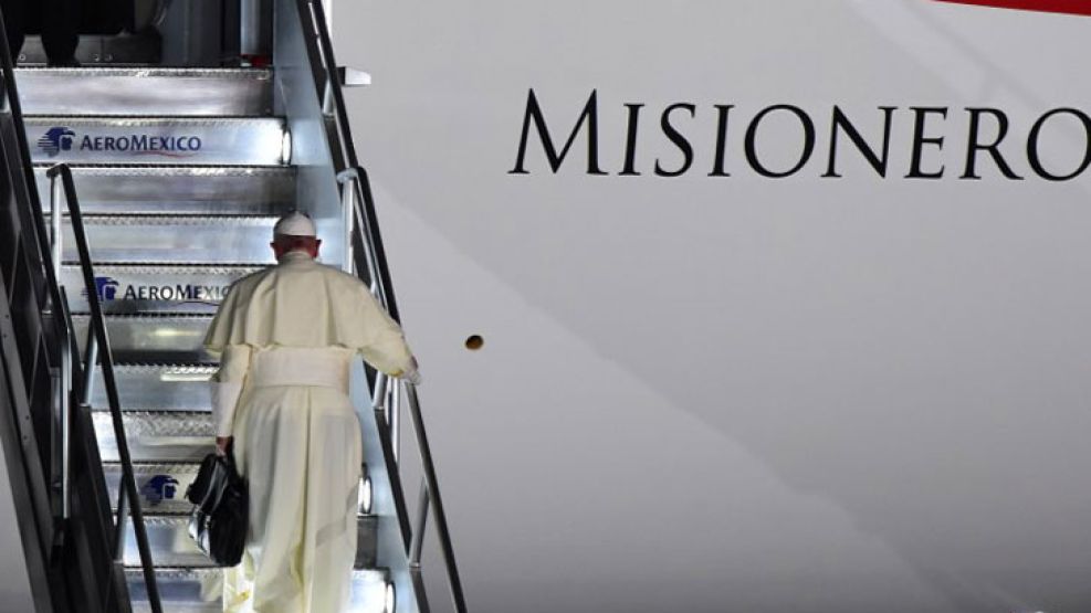 La visita del Papa Francisco no dejó conforme a un gran sector de mexicanos.