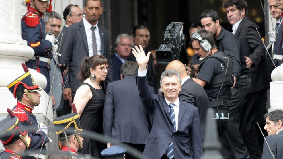 El presidente Macri saludó a los ciudadanos, luego de su discurso.