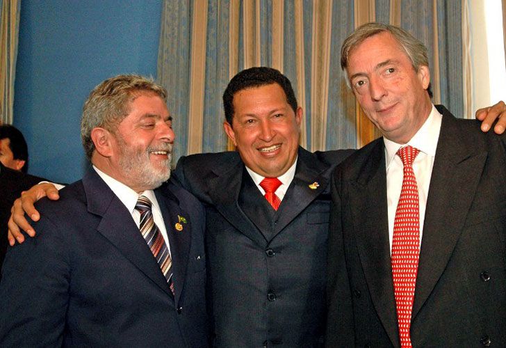 Lula con los fallecidos presidentes Hugo Chávez y Néstor Kirchner