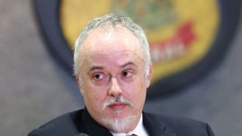 El procurador de Brasil, Carlos Fernando Dos Santos, dio una conferencia de prensa sobre la detención de Lula y los allanamientos.