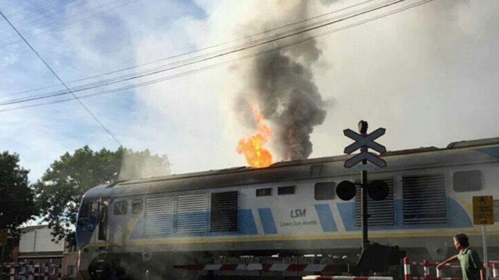 Explosión en el tren San Martín: 30 heridos