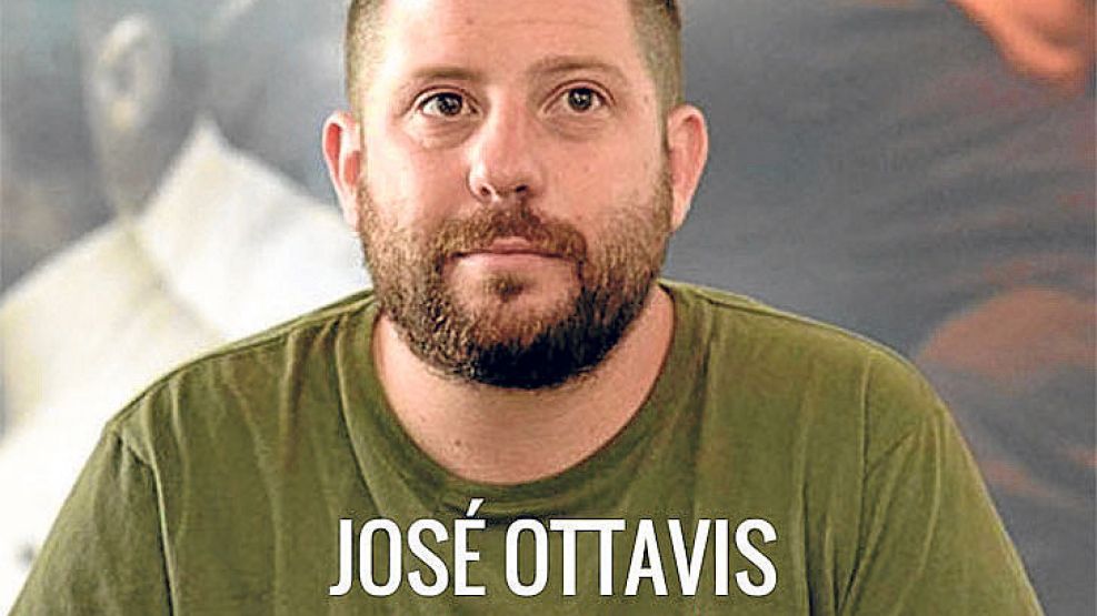 Web. Ottavis defendió su vida personal a través de internet.