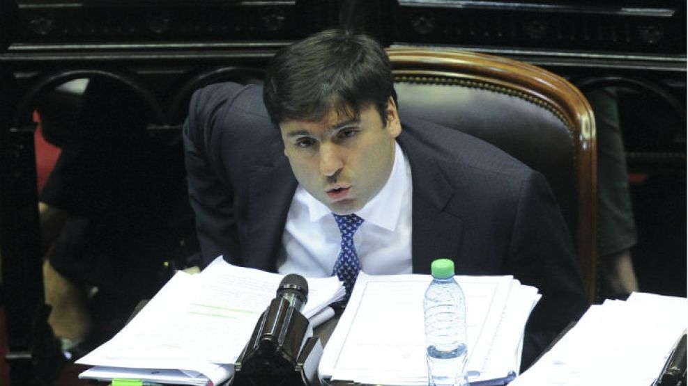 El diputado Diego Bossio durante el debate.