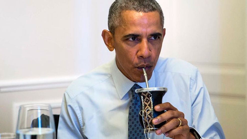 El presidente Barack Obama toma mate.