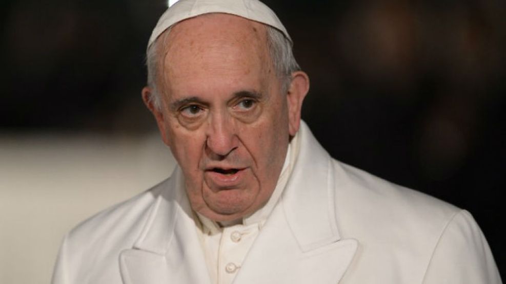 El papa Francisco encabeza la Vigilia Pascual.