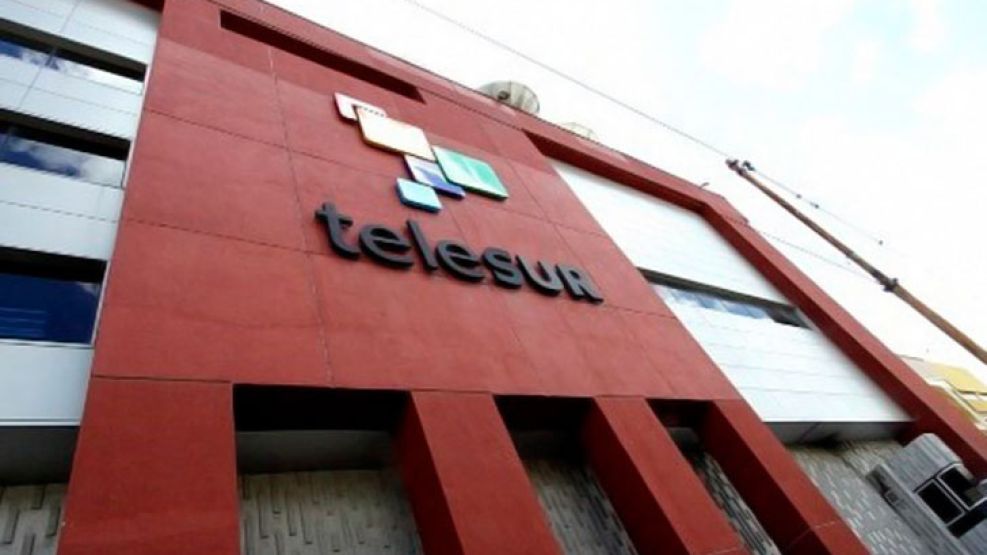 La directora de Telesur contestó a Macri y La Nación.