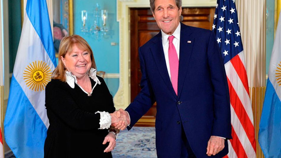 La canciller Susana Malcorra junto al Secretario de Estado, John Kerry.