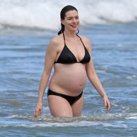 anne hathaway