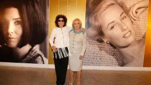 PAREJA. Graciela Borges y Mirtha Legrand asistieron a la inauguración de la muestra que las homenajea en el Centro Cultural Recoleta, con entrada gratuita.
