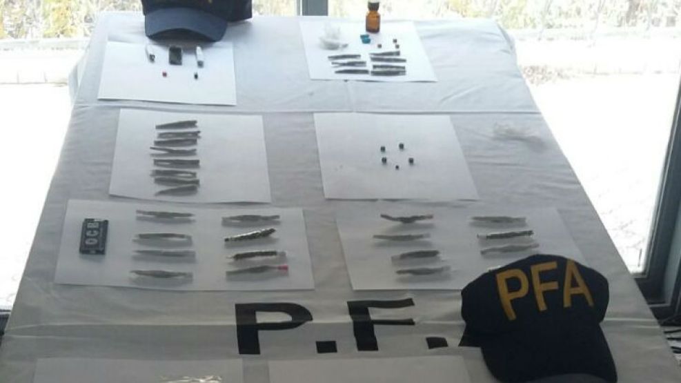 Agentes de la División Antidrogas de la Policía Federal en Rosario implementó un "Servicio de Prevención" .