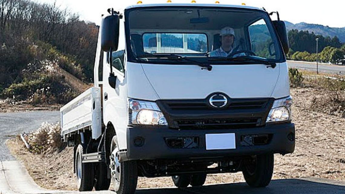 Parabrisas | Plan de beneficios de Hino para llegar al camión 0KM