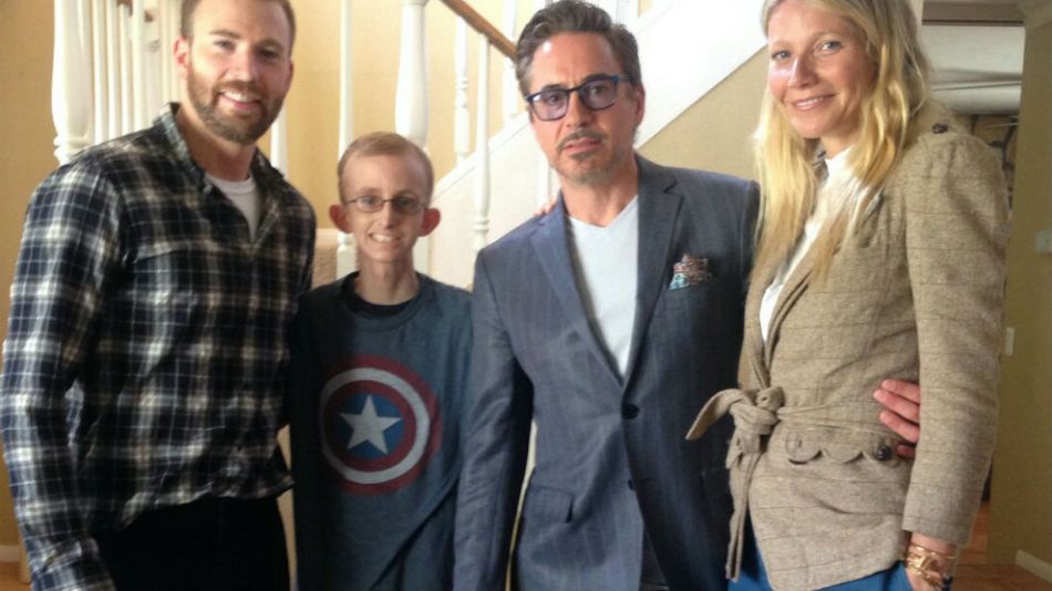 Avengers Visit Fan_Rodr