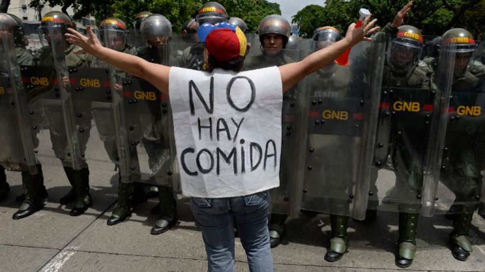 Marcha opositora en Venezuela.